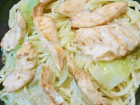 鮭とレタスのチーズパスタ